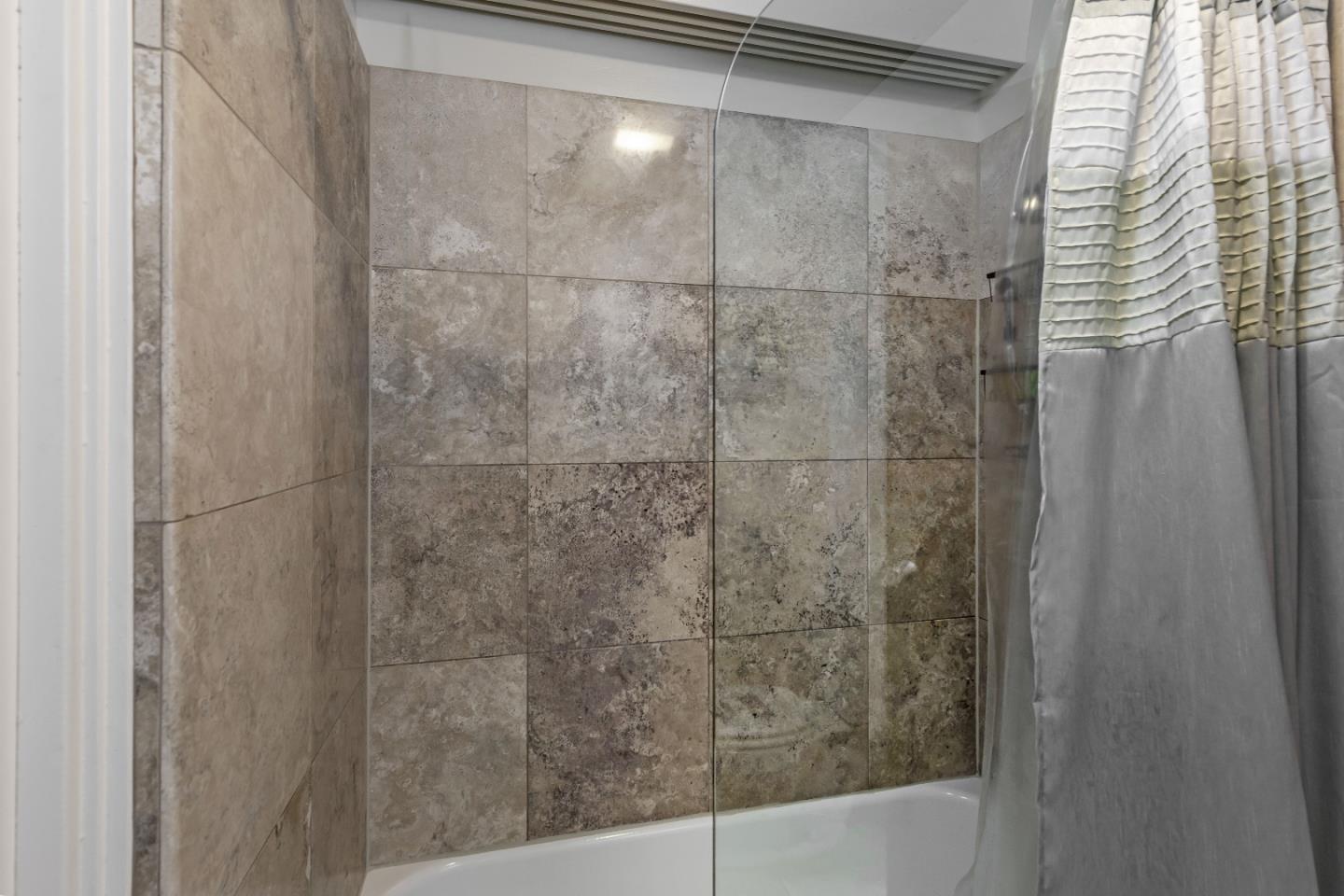 Detail Gallery Image 19 of 68 For 19269 De Havilland Dr, Saratoga,  CA 95070 - 5 Beds | 2 Baths