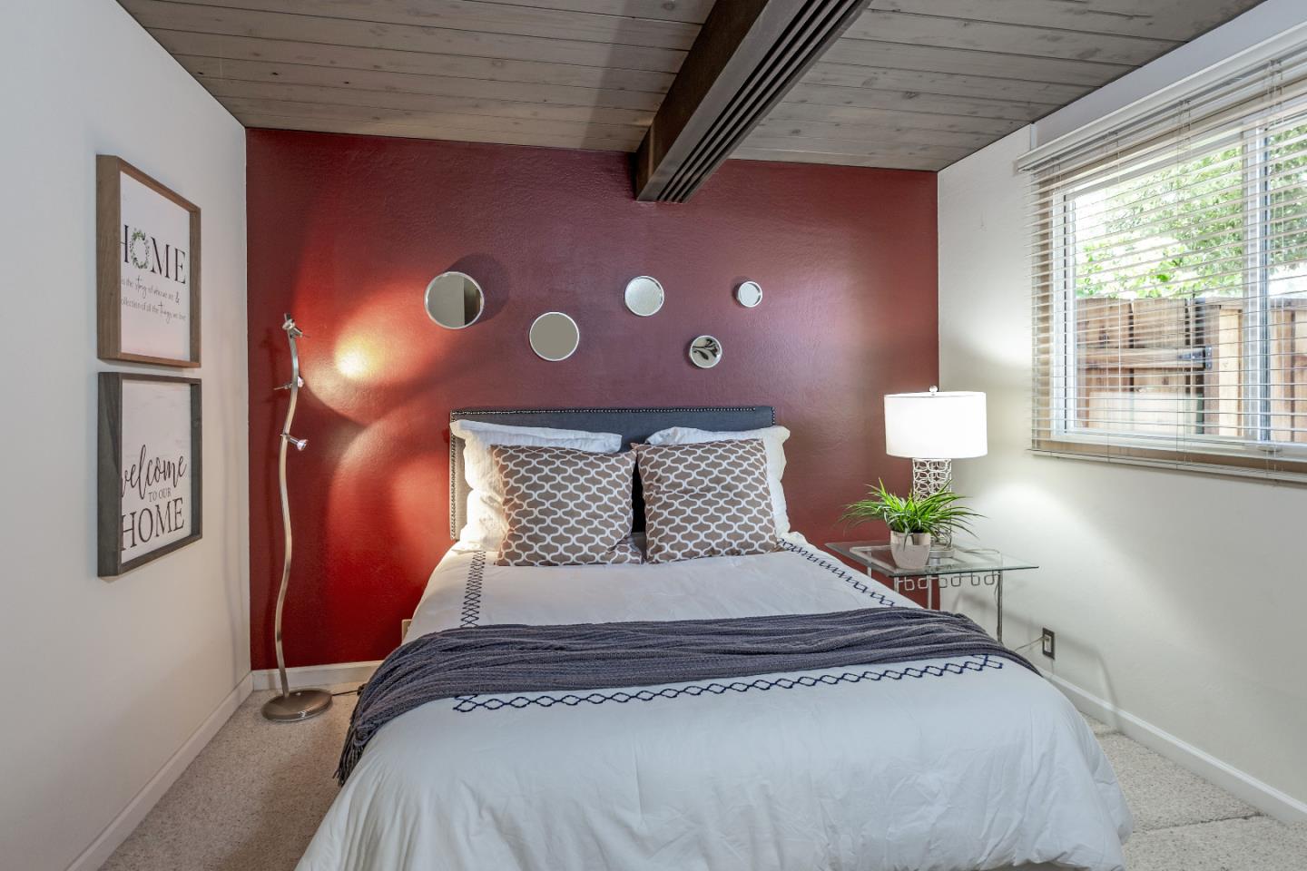 Detail Gallery Image 23 of 68 For 19269 De Havilland Dr, Saratoga,  CA 95070 - 5 Beds | 2 Baths