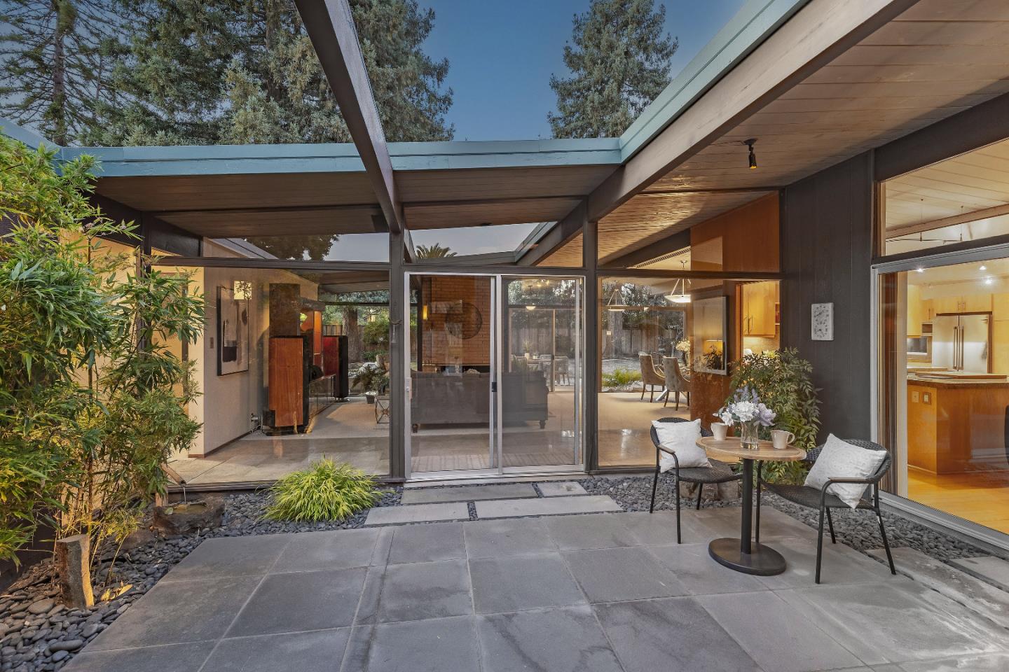 Detail Gallery Image 3 of 68 For 19269 De Havilland Dr, Saratoga,  CA 95070 - 5 Beds | 2 Baths