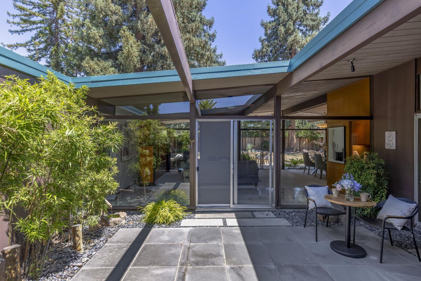 Detail Gallery Image 39 of 68 For 19269 De Havilland Dr, Saratoga,  CA 95070 - 5 Beds | 2 Baths