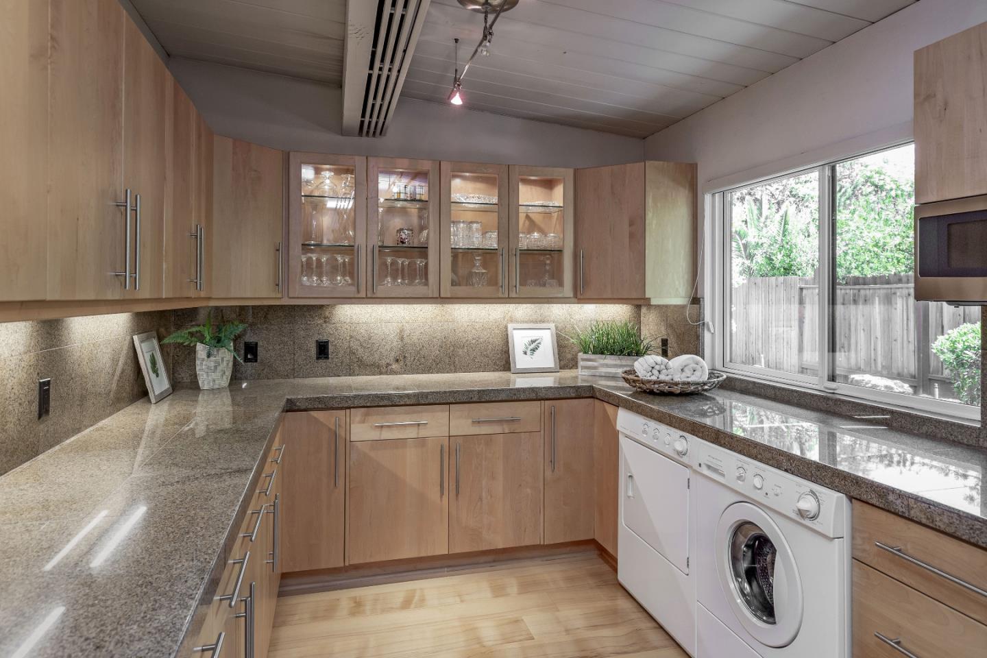 Detail Gallery Image 55 of 68 For 19269 De Havilland Dr, Saratoga,  CA 95070 - 5 Beds | 2 Baths