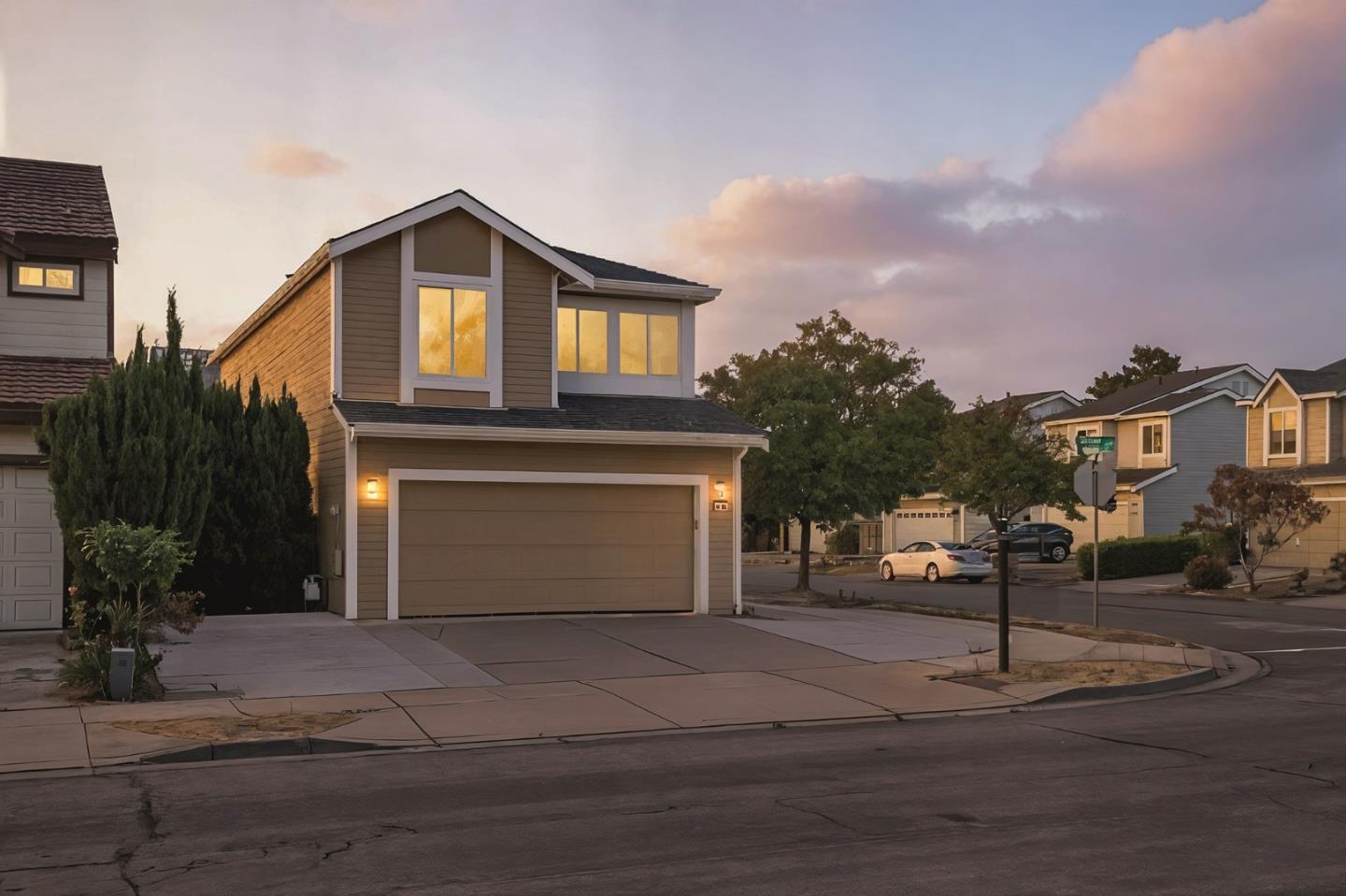 Detail Gallery Image 2 of 58 For 34348 Siward Dr, Fremont,  CA 94555 - 3 Beds | 2/1 Baths