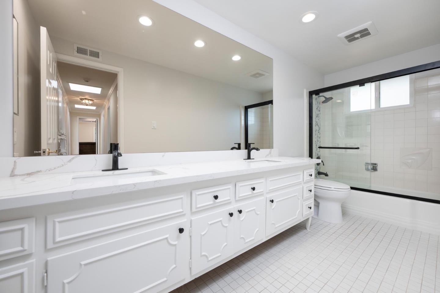 Detail Gallery Image 17 of 21 For 1394 Manzanita Dr, Millbrae,  CA 94030 - 3 Beds | 2 Baths