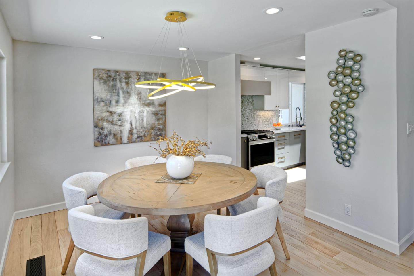 Detail Gallery Image 13 of 42 For 6538 Hampton Dr, San Jose,  CA 95120 - 4 Beds | 2 Baths
