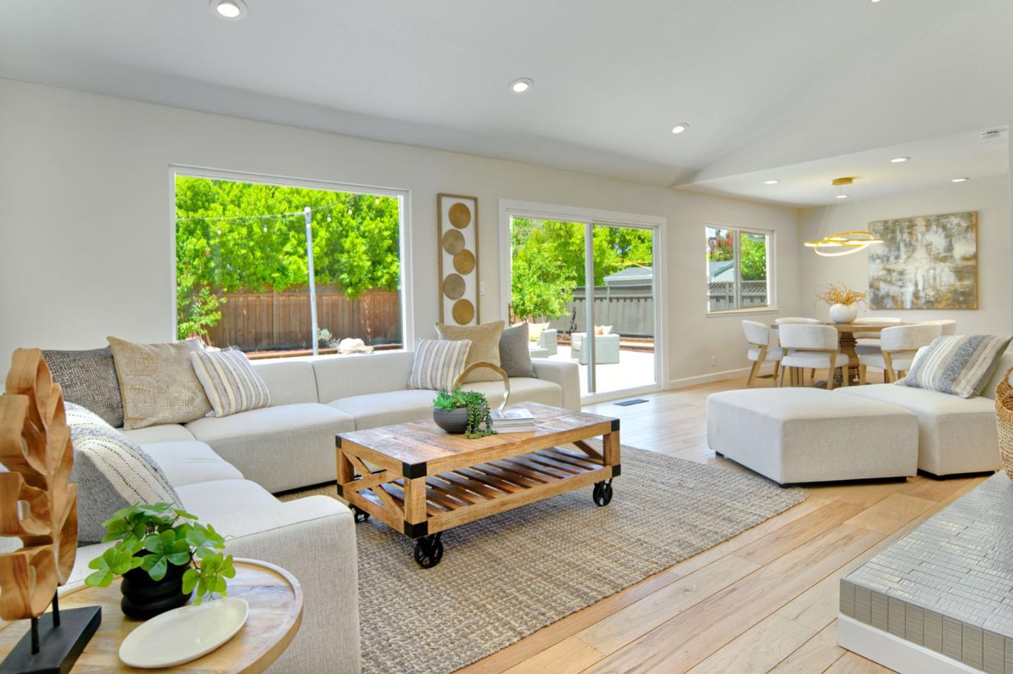 Detail Gallery Image 17 of 42 For 6538 Hampton Dr, San Jose,  CA 95120 - 4 Beds | 2 Baths