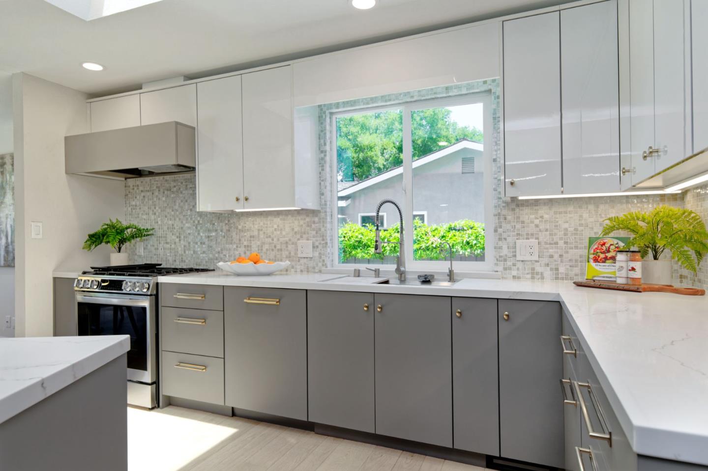 Detail Gallery Image 9 of 42 For 6538 Hampton Dr, San Jose,  CA 95120 - 4 Beds | 2 Baths
