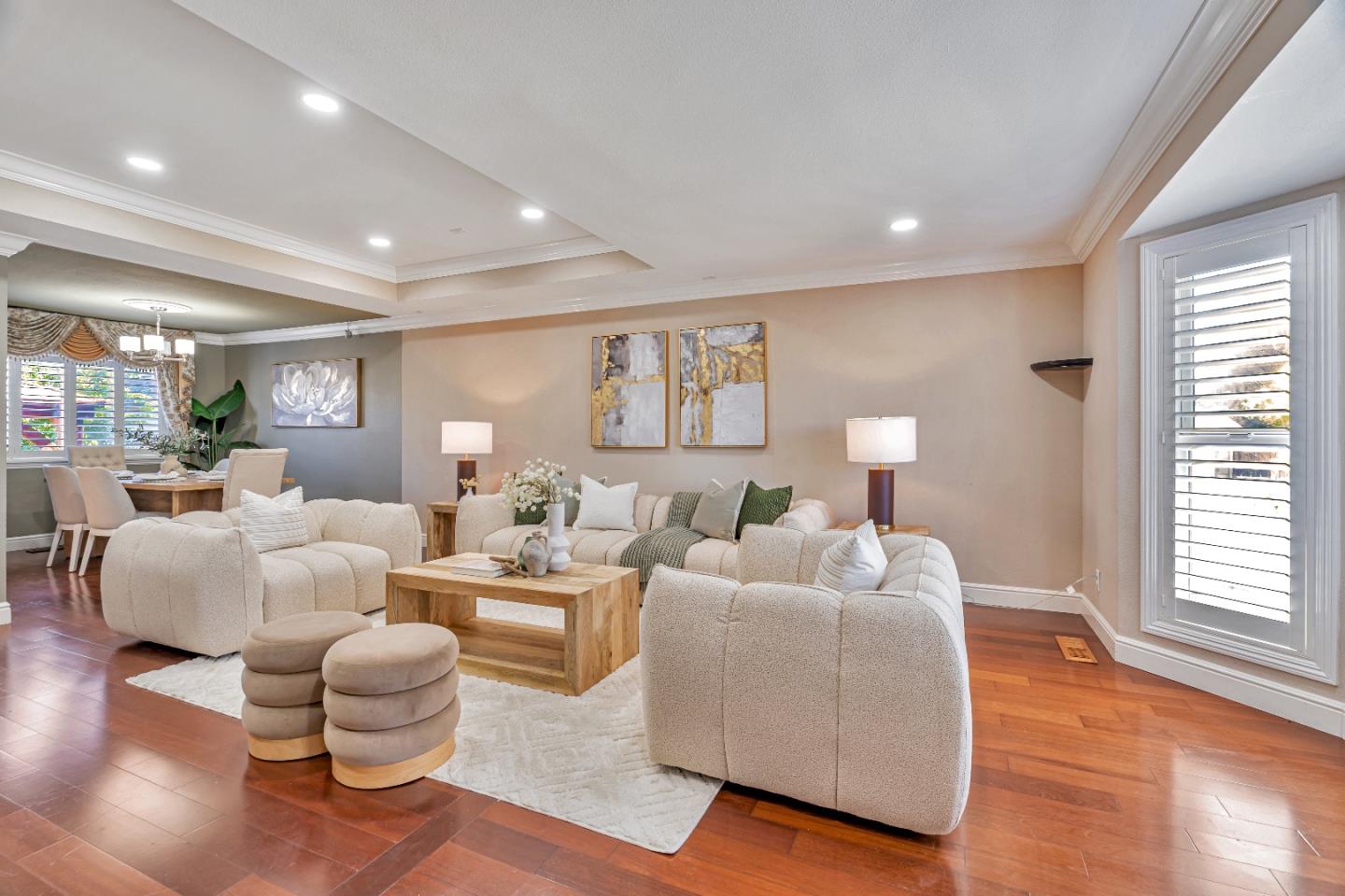 Detail Gallery Image 2 of 18 For 145 Park Bolton Pl, San Jose,  CA 95136 - 5 Beds | 3/1 Baths