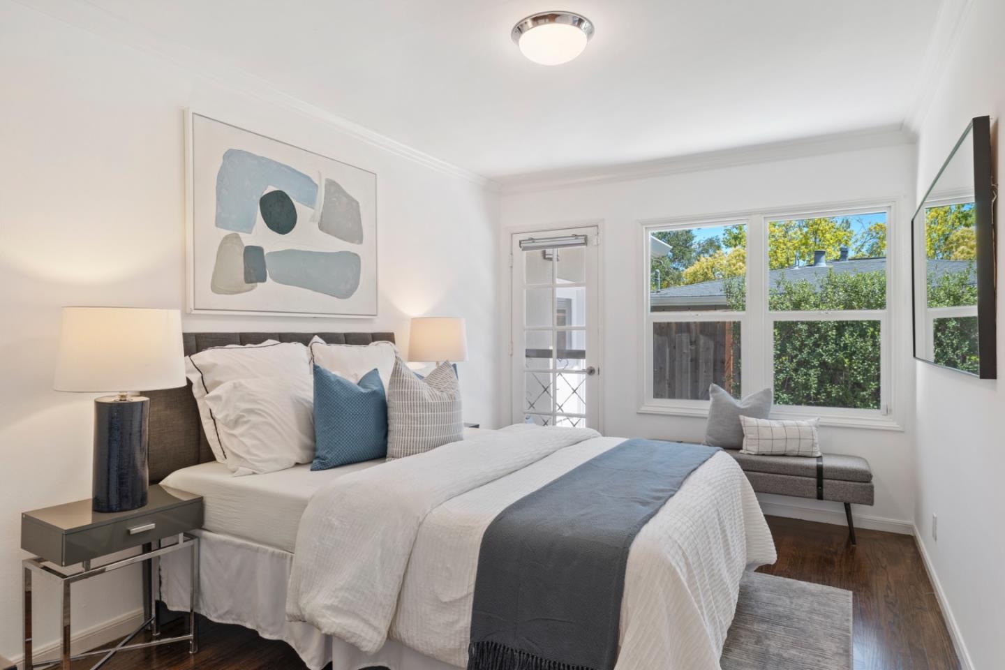 Detail Gallery Image 13 of 27 For 510 8th Ave, Menlo Park,  CA 94025 - 3 Beds | 1 Baths