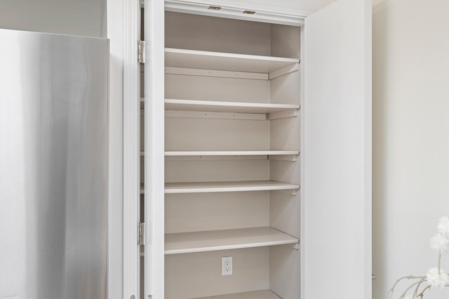 Detail Gallery Image 24 of 27 For 510 8th Ave, Menlo Park,  CA 94025 - 3 Beds | 1 Baths