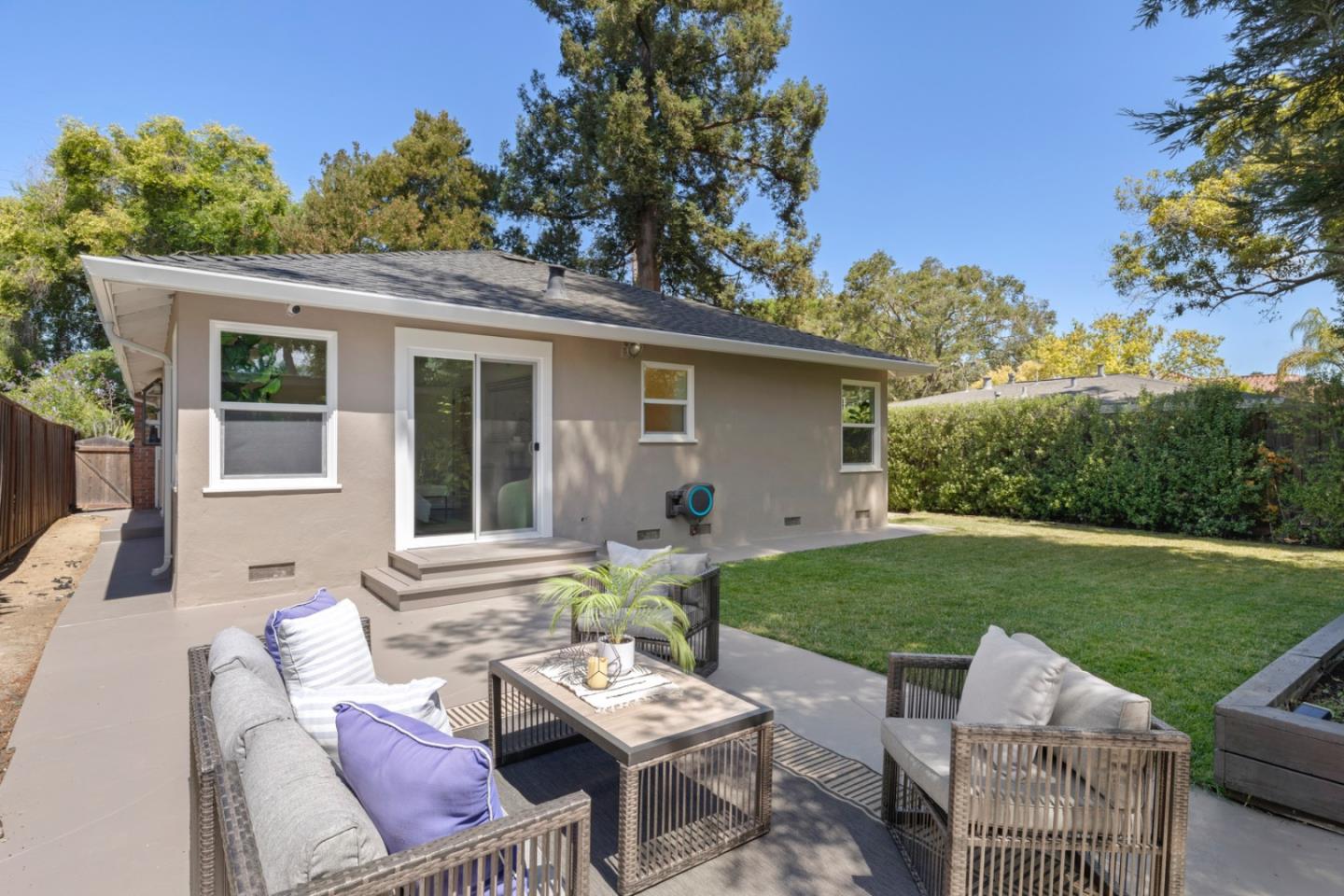 Detail Gallery Image 25 of 27 For 510 8th Ave, Menlo Park,  CA 94025 - 3 Beds | 1 Baths