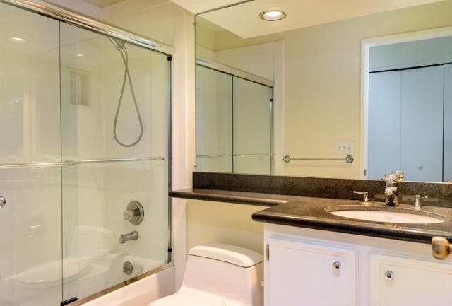 Detail Gallery Image 13 of 22 For 46 Cove Ln, Redwood City,  CA 94065 - 2 Beds | 2 Baths