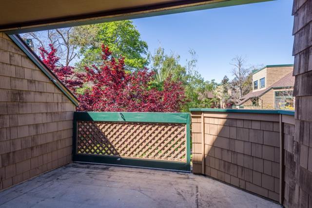 Detail Gallery Image 17 of 22 For 46 Cove Ln, Redwood City,  CA 94065 - 2 Beds | 2 Baths
