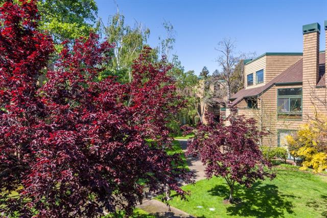 Detail Gallery Image 18 of 22 For 46 Cove Ln, Redwood City,  CA 94065 - 2 Beds | 2 Baths