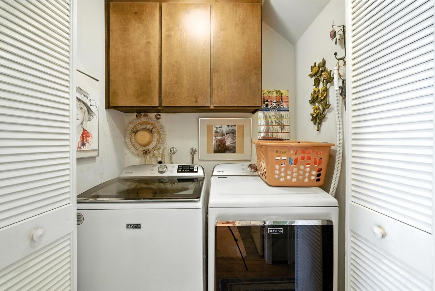 Detail Gallery Image 34 of 34 For 80 Marinero Cir, Tiburon,  CA 94920 - 2 Beds | 2/1 Baths