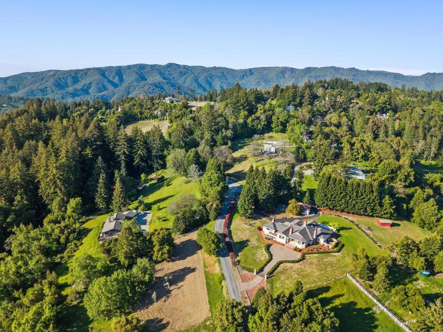 Detail Gallery Image 3 of 59 For 5 Ocean View Rd, Los Gatos,  CA 95033 - 3 Beds | 3 Baths