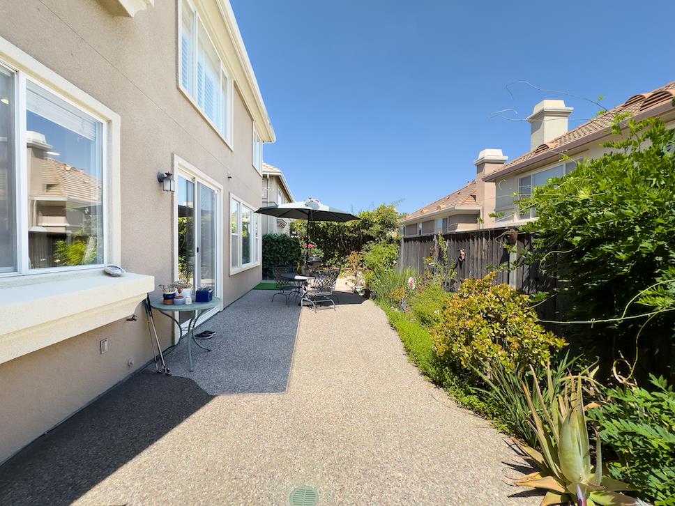 Detail Gallery Image 31 of 34 For 1675 via Cortina, San Jose,  CA 95120 - 4 Beds | 2/1 Baths