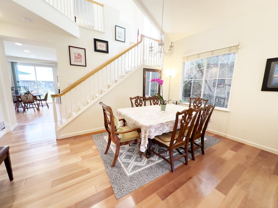 Detail Gallery Image 6 of 34 For 1675 via Cortina, San Jose,  CA 95120 - 4 Beds | 2/1 Baths