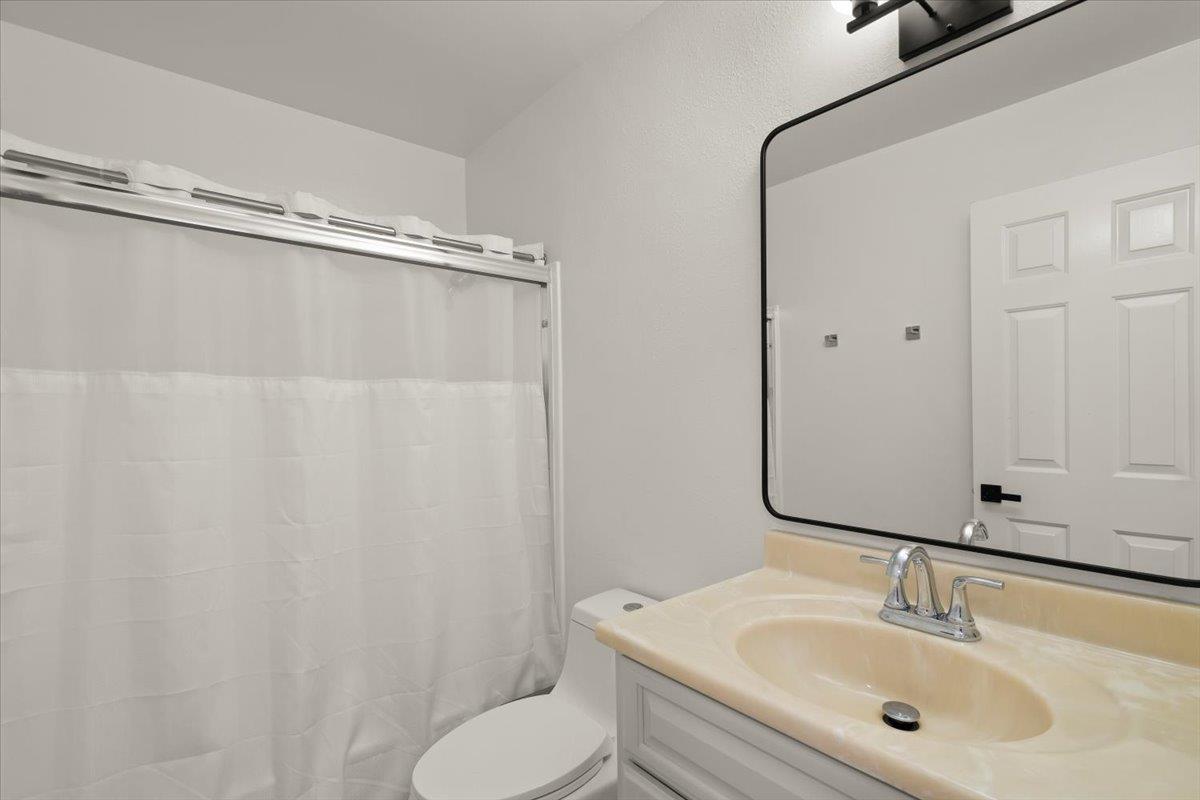 Detail Gallery Image 12 of 15 For 201 Shelley Ave, Campbell,  CA 95008 - 3 Beds | 2/1 Baths