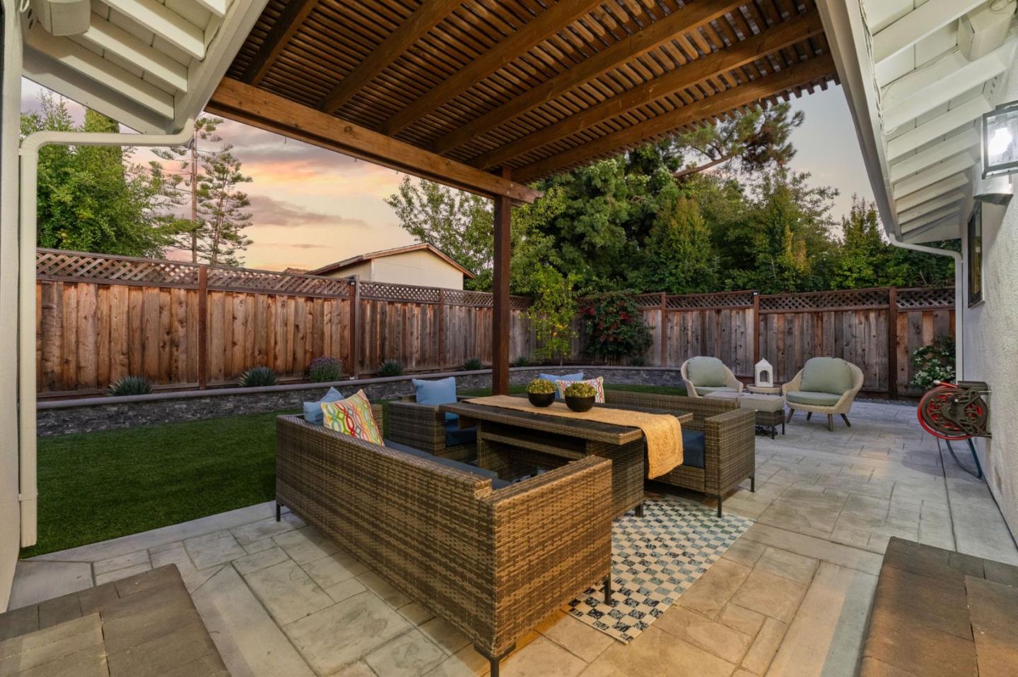 Detail Gallery Image 35 of 49 For 6056 Indian Ave, San Jose,  CA 95123 - 4 Beds | 3 Baths