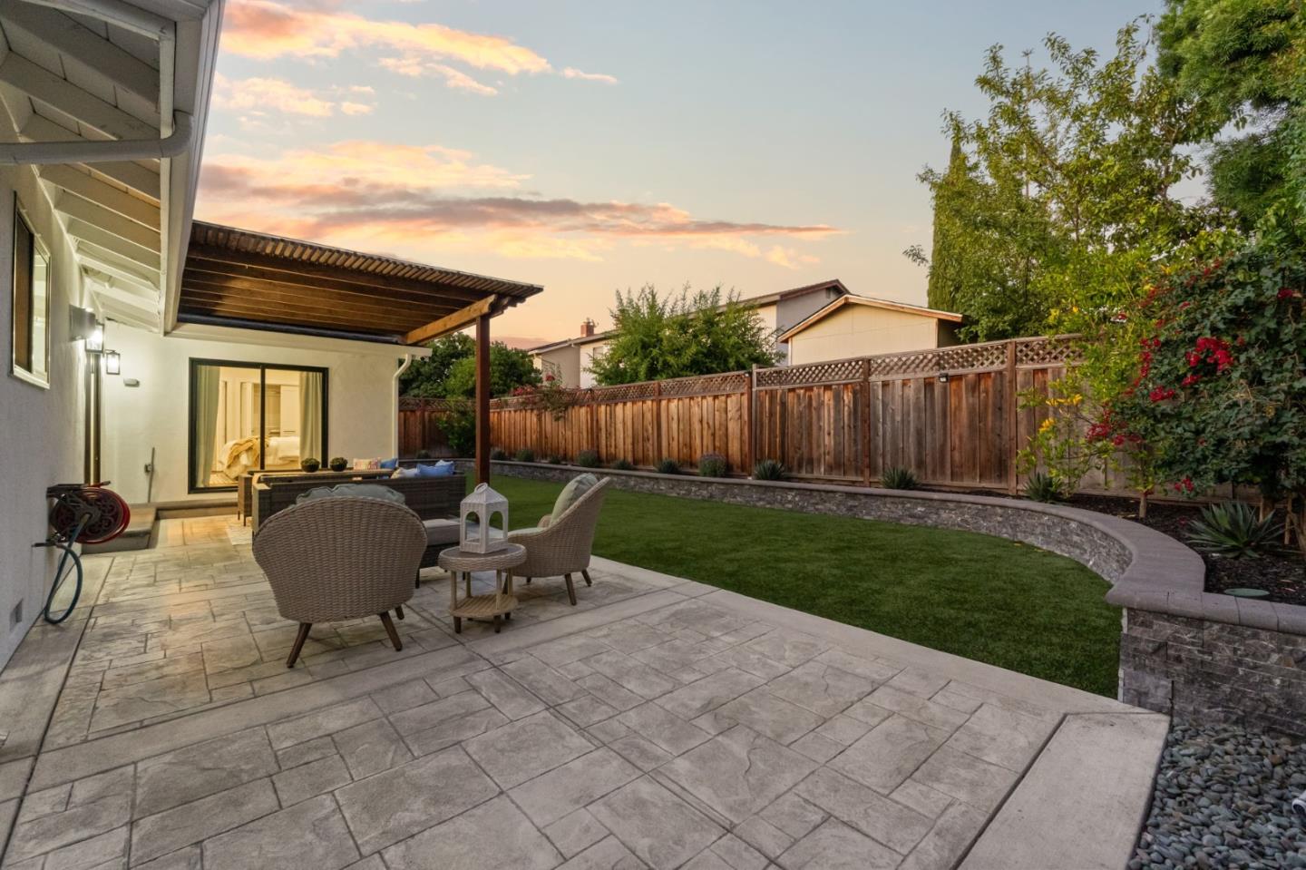 Detail Gallery Image 37 of 49 For 6056 Indian Ave, San Jose,  CA 95123 - 4 Beds | 3 Baths