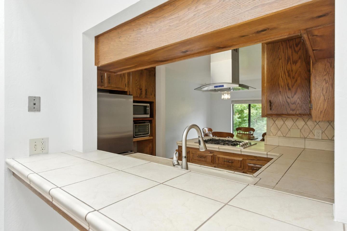 Detail Gallery Image 11 of 29 For 6247 Cabot Ct, Aptos,  CA 95003 - 3 Beds | 3 Baths