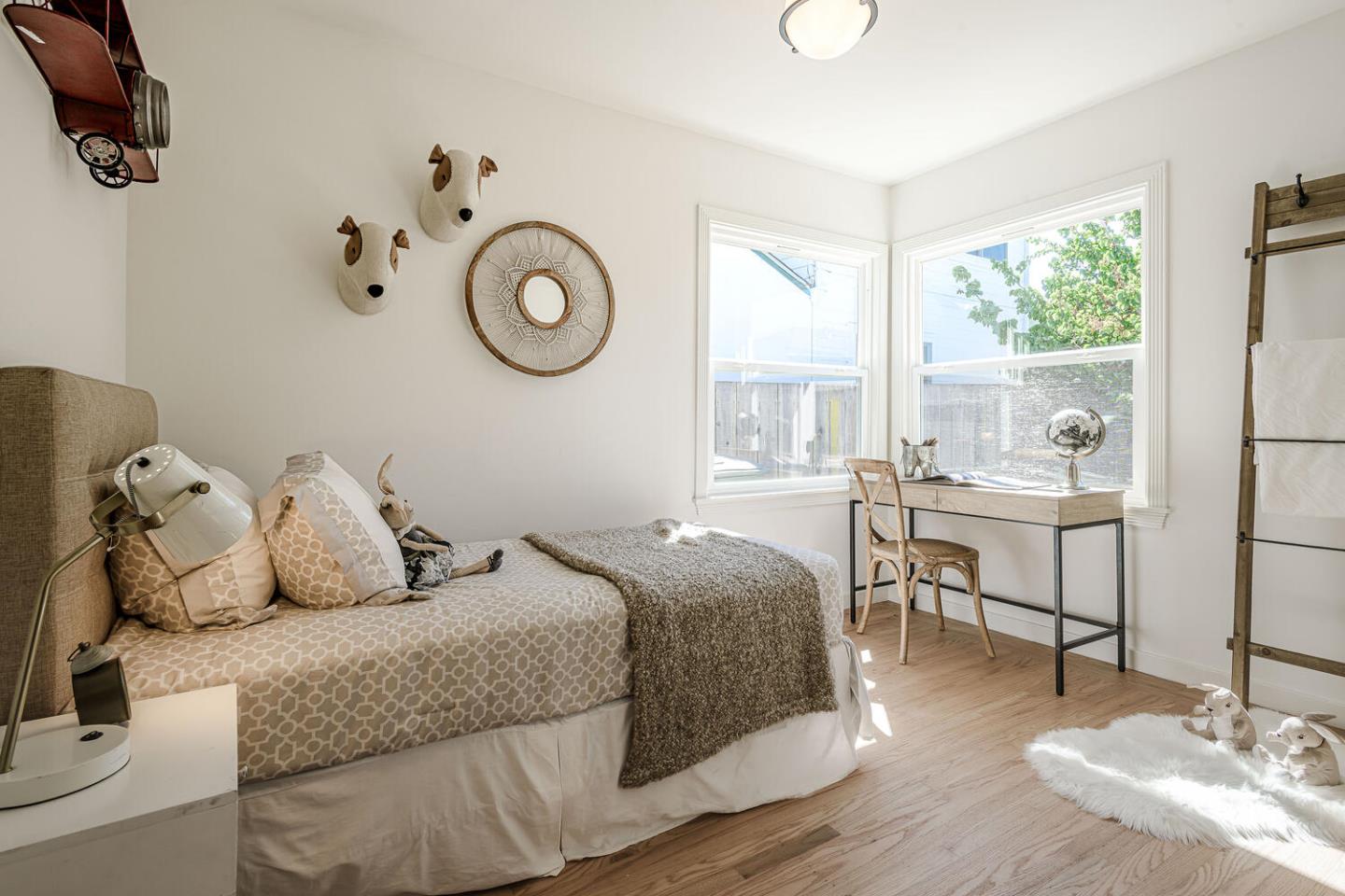 Detail Gallery Image 16 of 26 For 220 Park Blvd, Millbrae,  CA 94030 - 3 Beds | 1/1 Baths