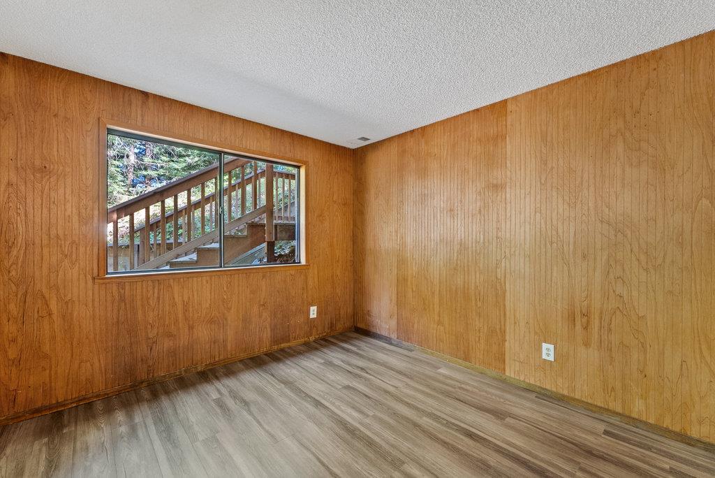 Detail Gallery Image 20 of 33 For 125 Carl Dr, Scotts Valley,  CA 95066 - 3 Beds | 2/1 Baths