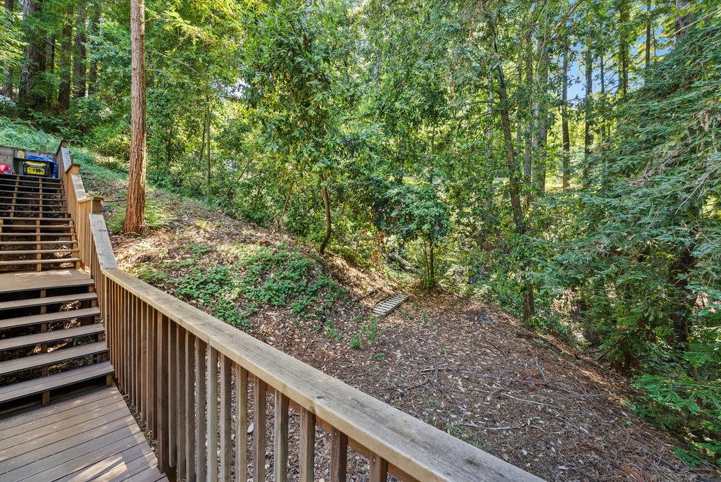 Detail Gallery Image 29 of 33 For 125 Carl Dr, Scotts Valley,  CA 95066 - 3 Beds | 2/1 Baths