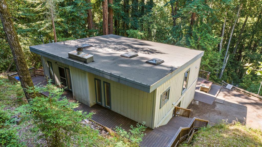 Detail Gallery Image 3 of 33 For 125 Carl Dr, Scotts Valley,  CA 95066 - 3 Beds | 2/1 Baths