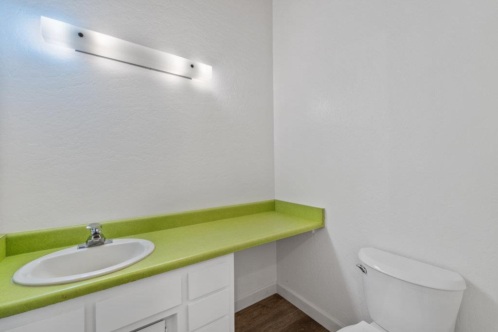 Detail Gallery Image 9 of 33 For 125 Carl Dr, Scotts Valley,  CA 95066 - 3 Beds | 2/1 Baths