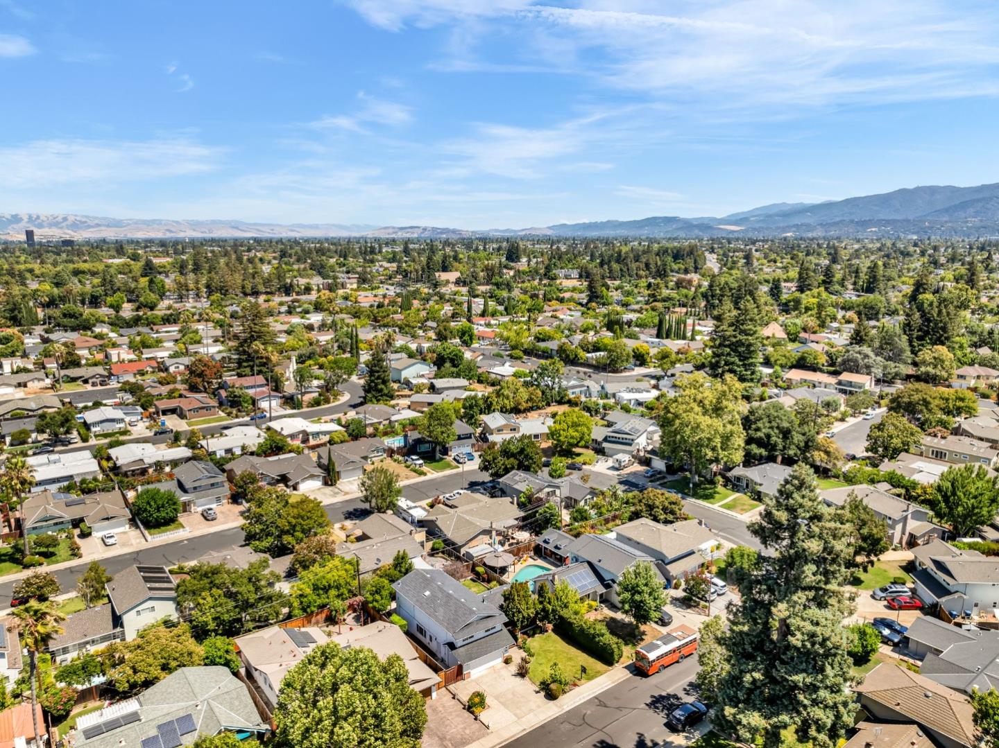 Detail Gallery Image 40 of 44 For 180 Coventry Dr, Campbell,  CA 95008 - 4 Beds | 2/1 Baths