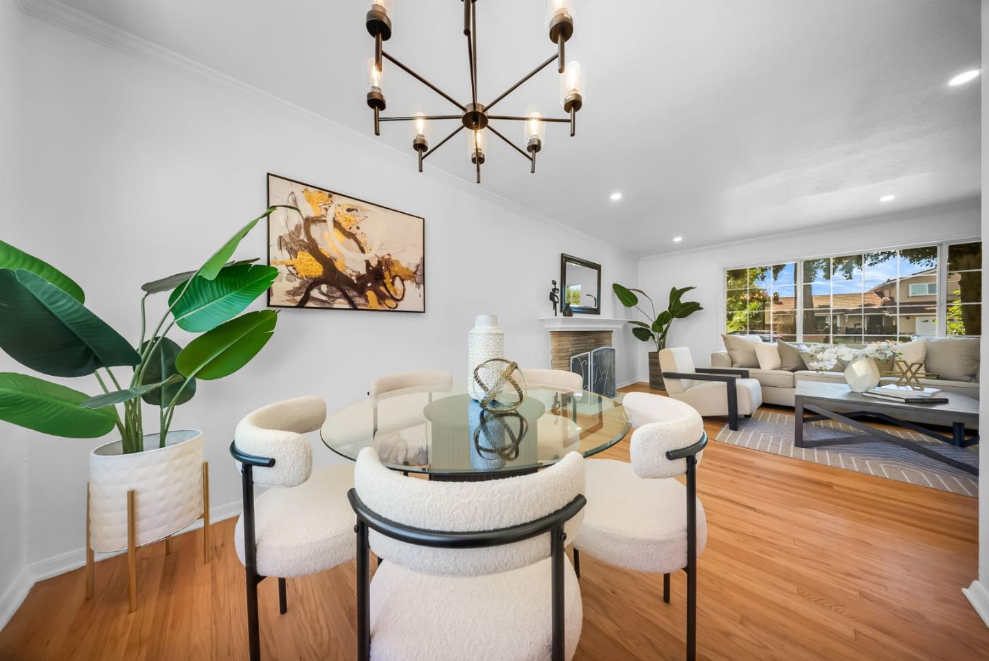 Detail Gallery Image 9 of 44 For 180 Coventry Dr, Campbell,  CA 95008 - 4 Beds | 2/1 Baths