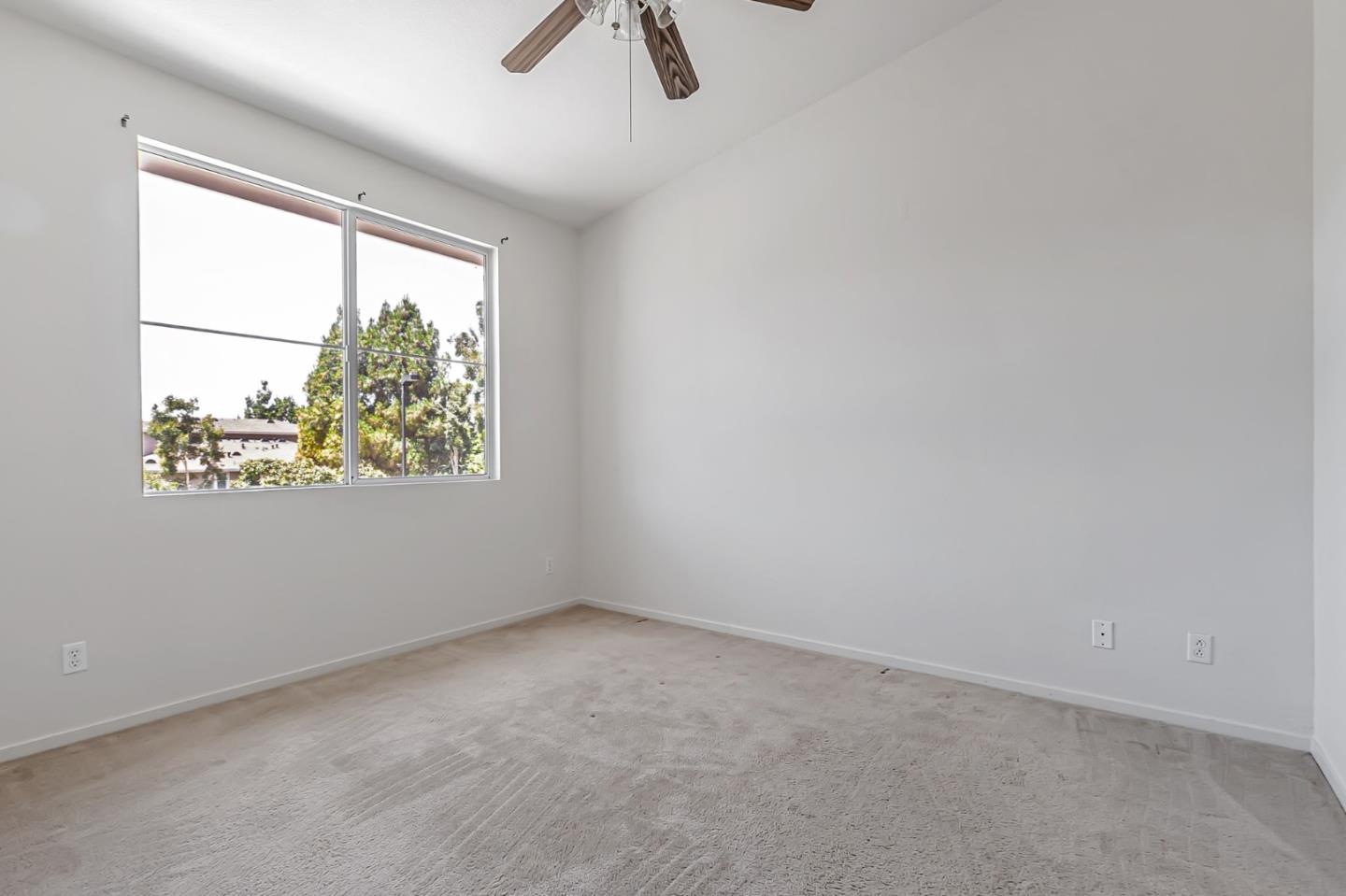 Detail Gallery Image 28 of 41 For 1075 Esparanza Way, San Jose,  CA 95138 - 3 Beds | 3 Baths