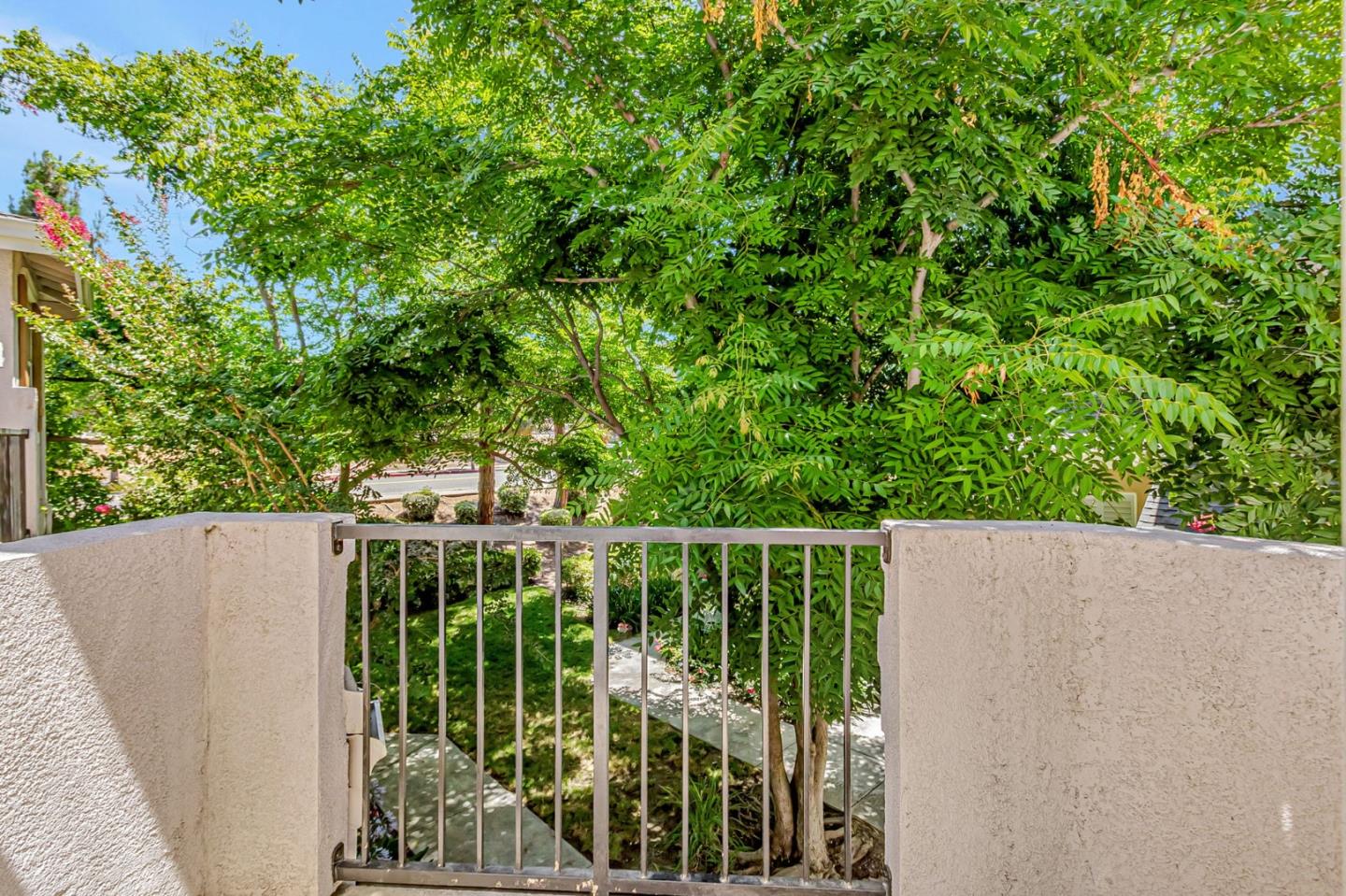 Detail Gallery Image 38 of 41 For 1075 Esparanza Way, San Jose,  CA 95138 - 3 Beds | 3 Baths