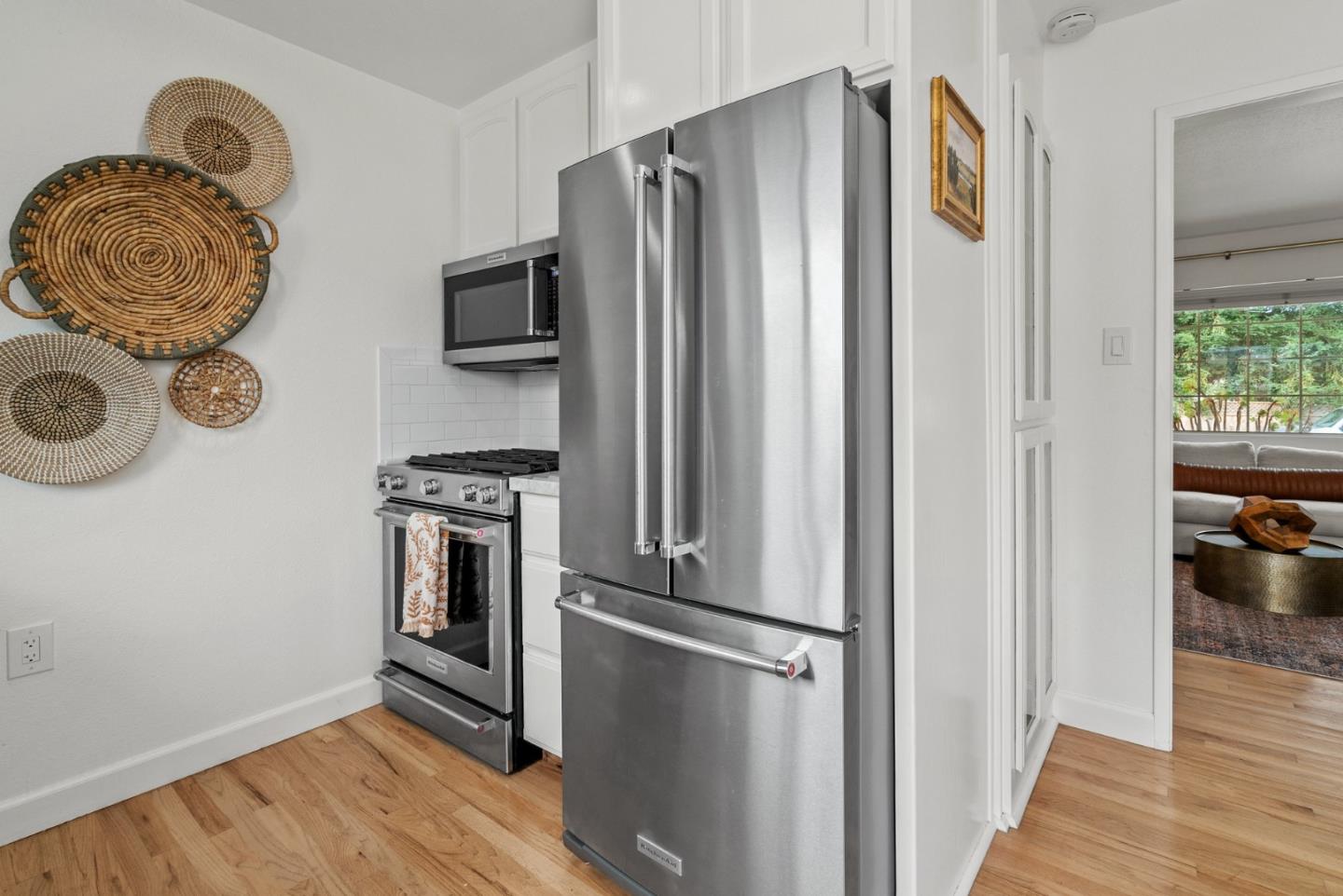 Detail Gallery Image 15 of 49 For 3080 Eleanor Way, Santa Cruz,  CA 95065 - 2 Beds | 1 Baths