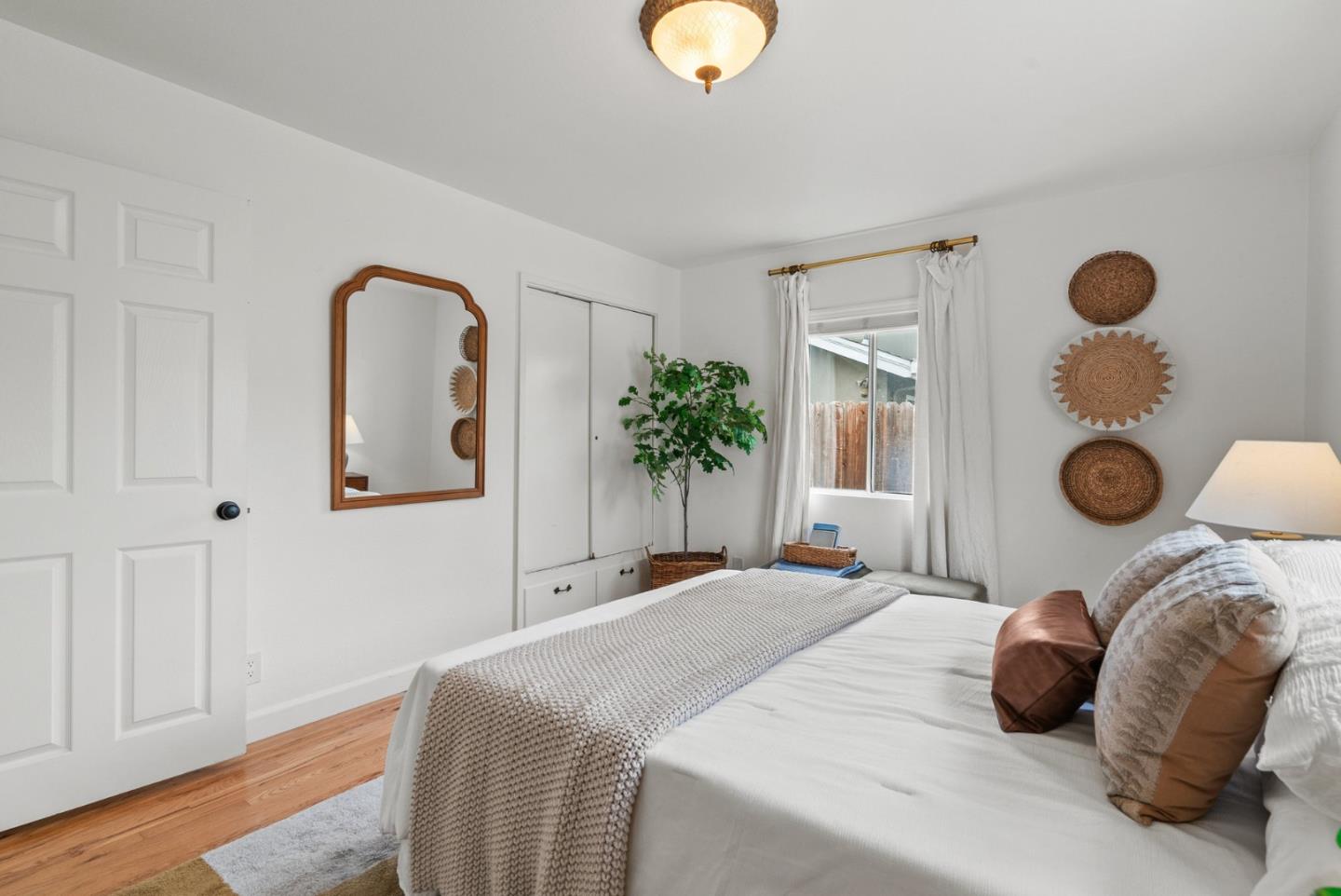 Detail Gallery Image 20 of 49 For 3080 Eleanor Way, Santa Cruz,  CA 95065 - 2 Beds | 1 Baths