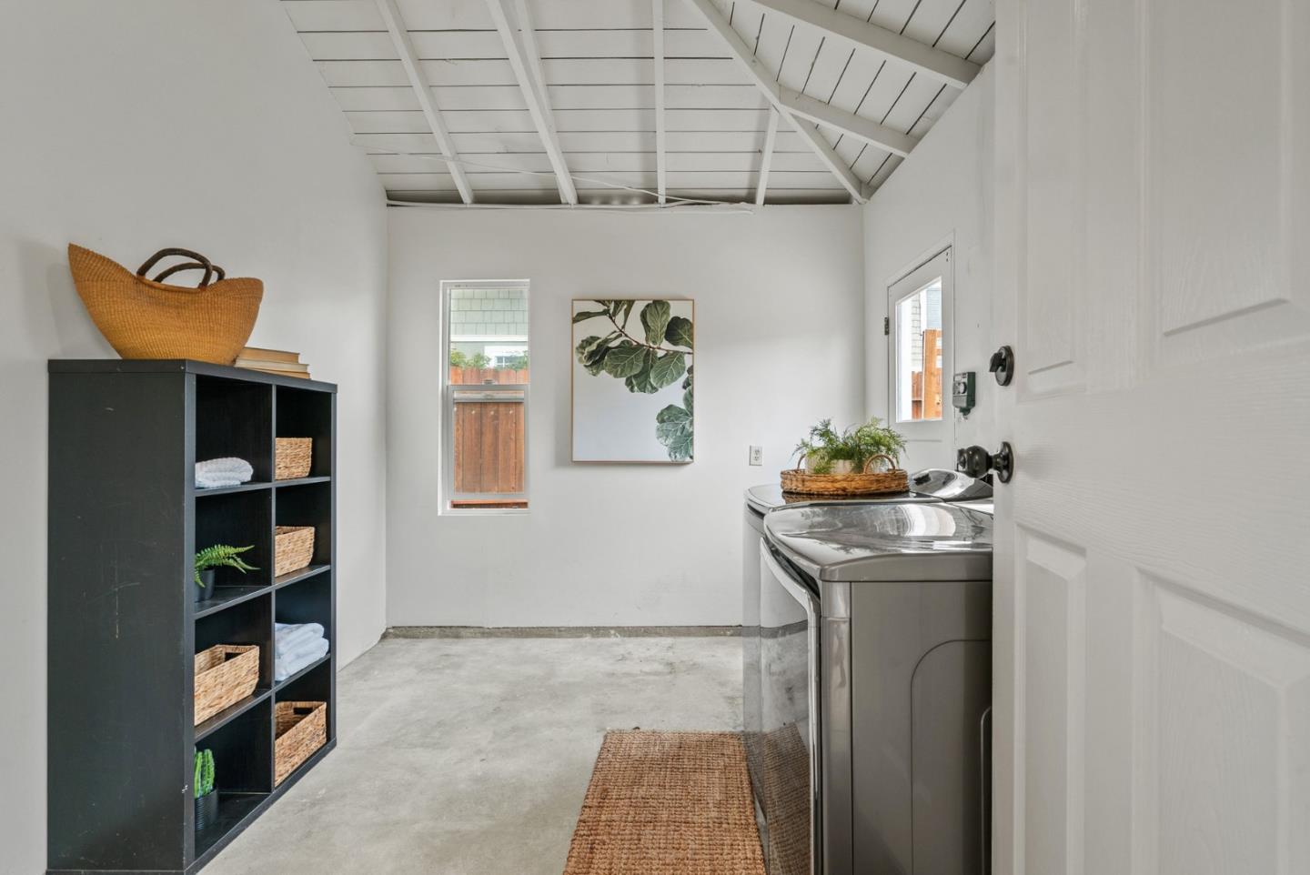 Detail Gallery Image 30 of 49 For 3080 Eleanor Way, Santa Cruz,  CA 95065 - 2 Beds | 1 Baths