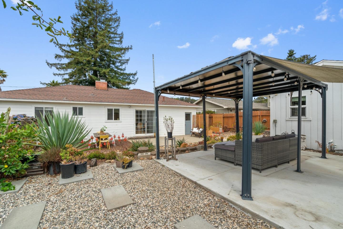 Detail Gallery Image 35 of 49 For 3080 Eleanor Way, Santa Cruz,  CA 95065 - 2 Beds | 1 Baths