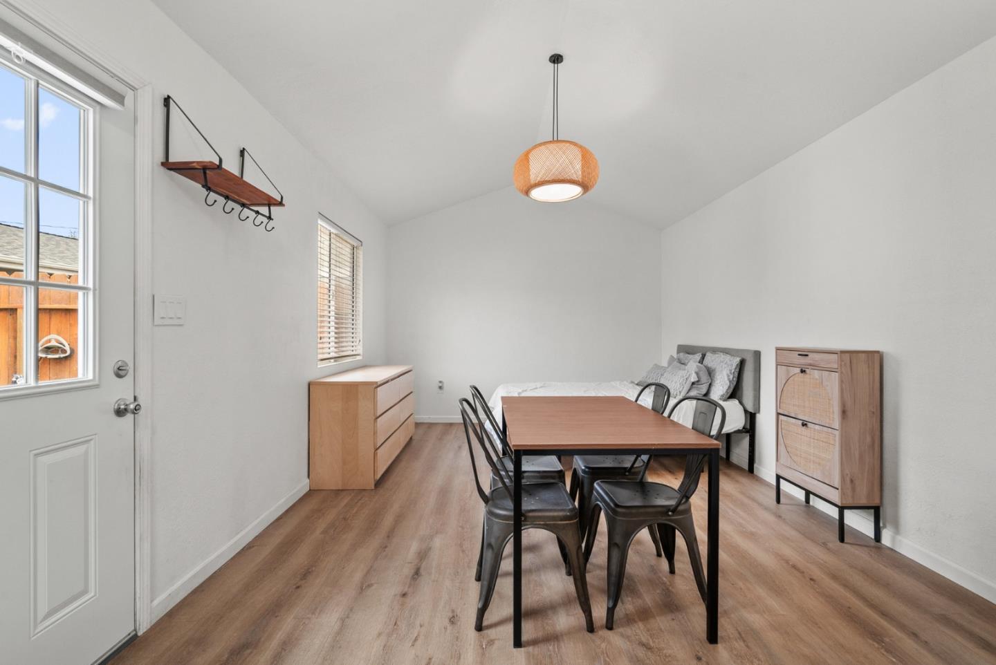 Detail Gallery Image 38 of 49 For 3080 Eleanor Way, Santa Cruz,  CA 95065 - 2 Beds | 1 Baths