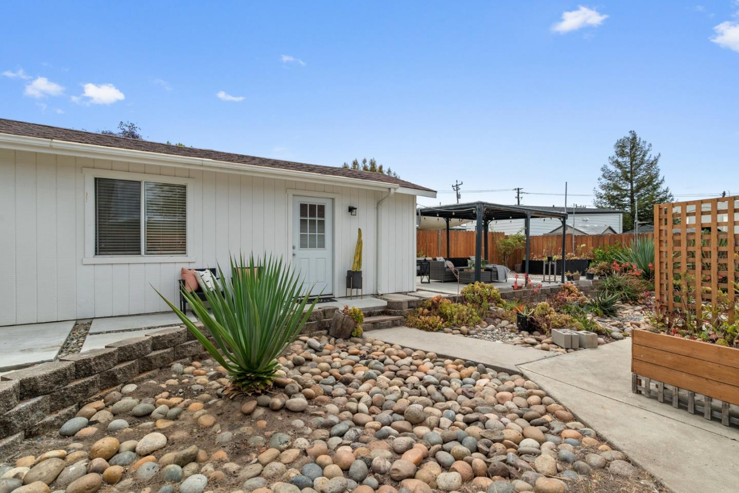 Detail Gallery Image 46 of 49 For 3080 Eleanor Way, Santa Cruz,  CA 95065 - 2 Beds | 1 Baths
