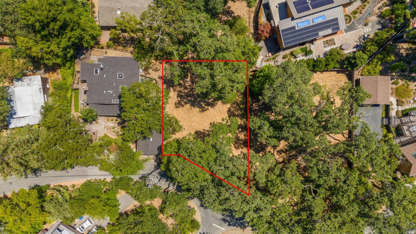 Detail Gallery Image 14 of 24 For 161 Los Trancos Cir, Portola Valley,  CA 94028 - – Beds | – Baths