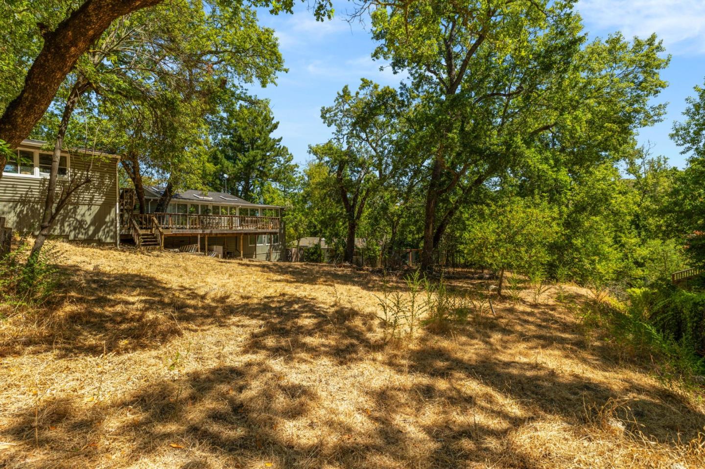 Detail Gallery Image 5 of 24 For 161 Los Trancos Cir, Portola Valley,  CA 94028 - – Beds | – Baths