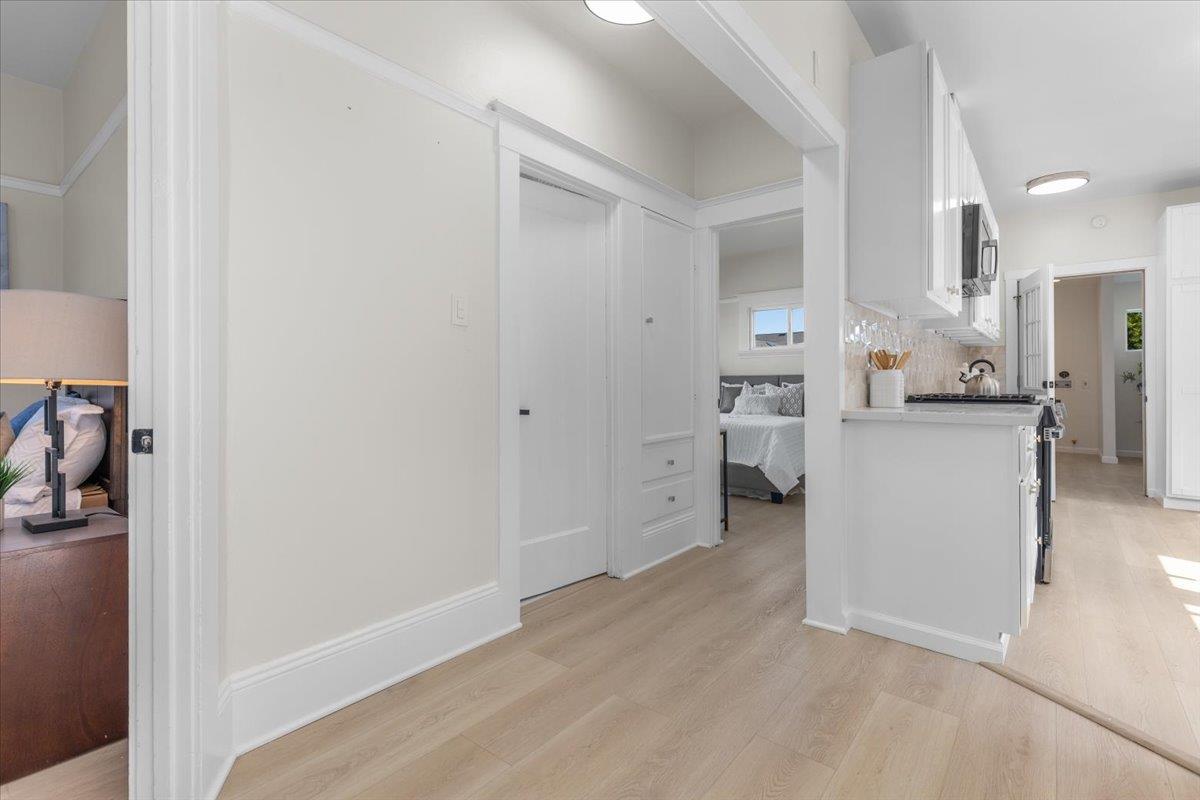 Detail Gallery Image 12 of 48 For 1237 Ashby Ave, Berkeley,  CA 94702 - 2 Beds | 2 Baths