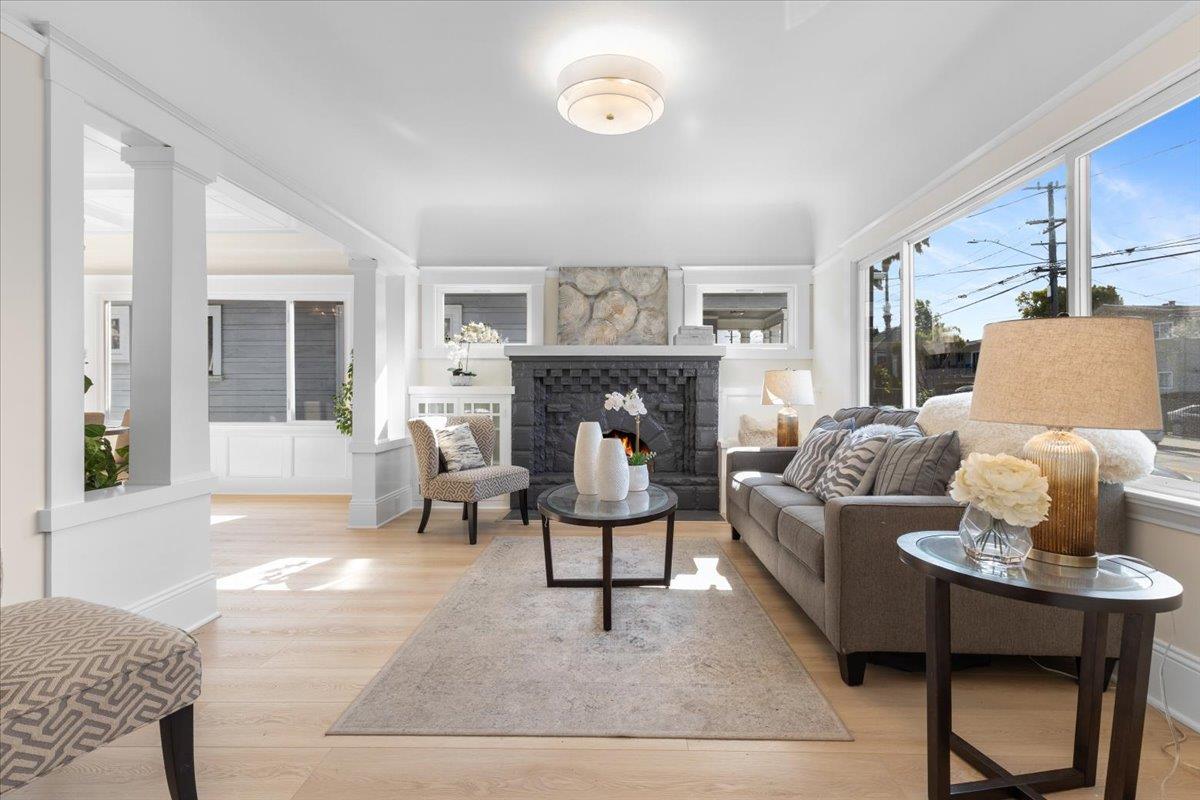 Detail Gallery Image 16 of 48 For 1237 Ashby Ave, Berkeley,  CA 94702 - 2 Beds | 2 Baths