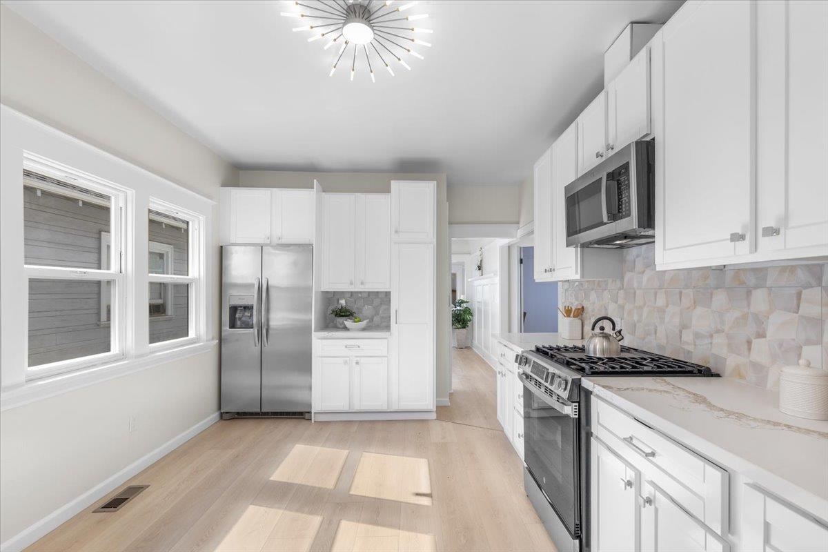 Detail Gallery Image 25 of 48 For 1237 Ashby Ave, Berkeley,  CA 94702 - 2 Beds | 2 Baths