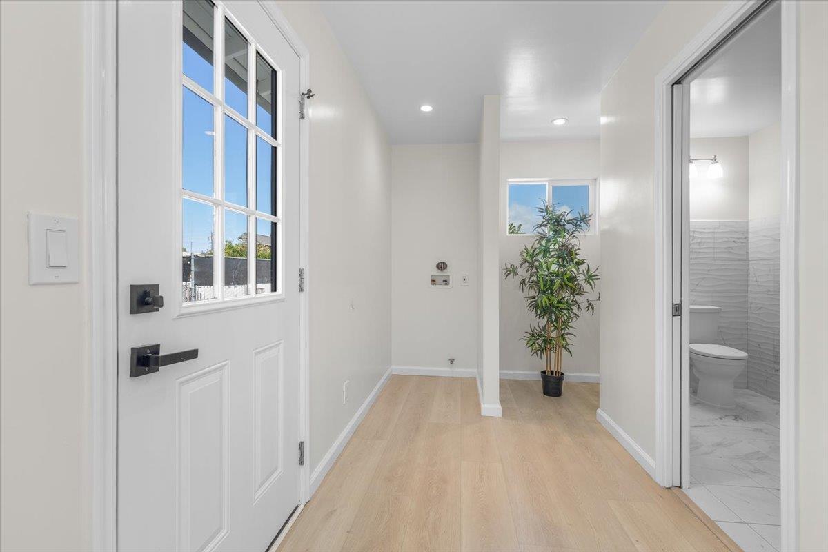 Detail Gallery Image 29 of 48 For 1237 Ashby Ave, Berkeley,  CA 94702 - 2 Beds | 2 Baths