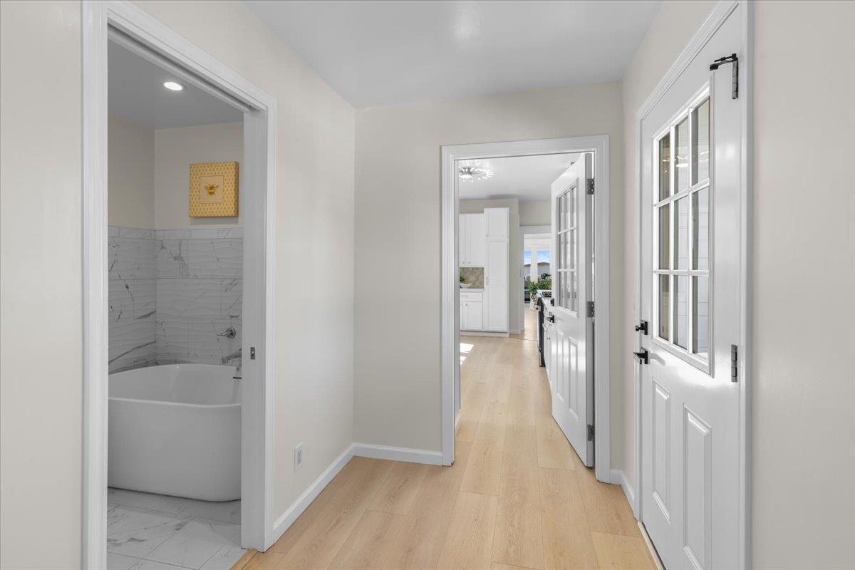 Detail Gallery Image 32 of 48 For 1237 Ashby Ave, Berkeley,  CA 94702 - 2 Beds | 2 Baths
