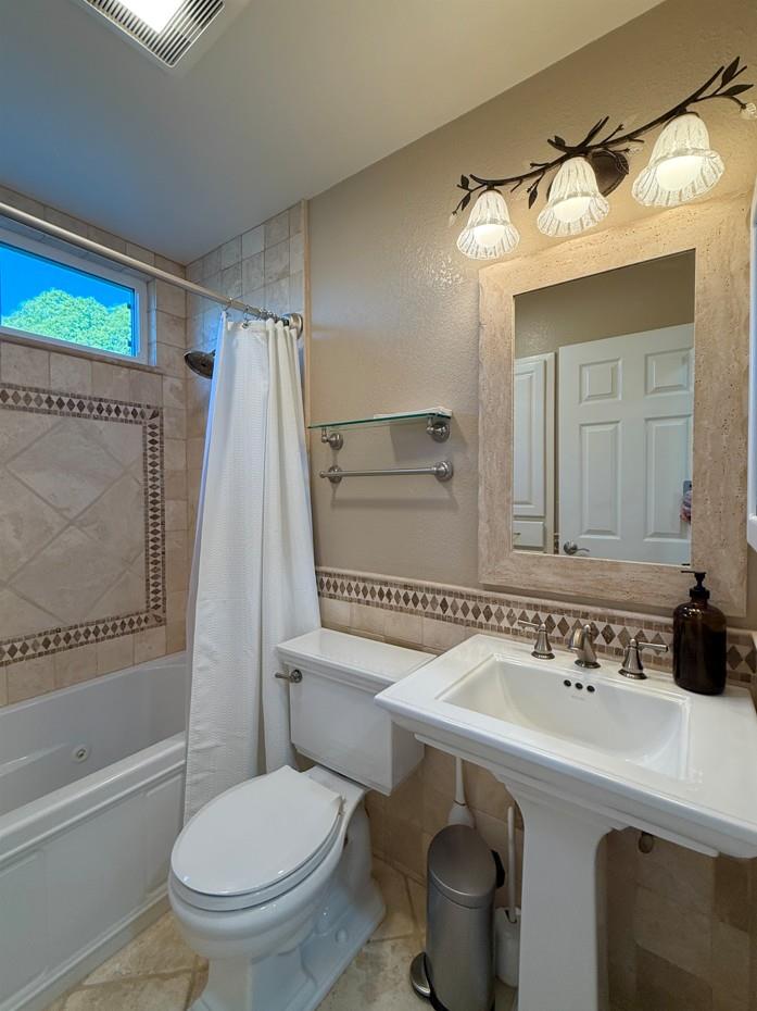 Detail Gallery Image 16 of 21 For 3179 Christopher Way, San Ramon,  CA 94583 - 4 Beds | 2 Baths