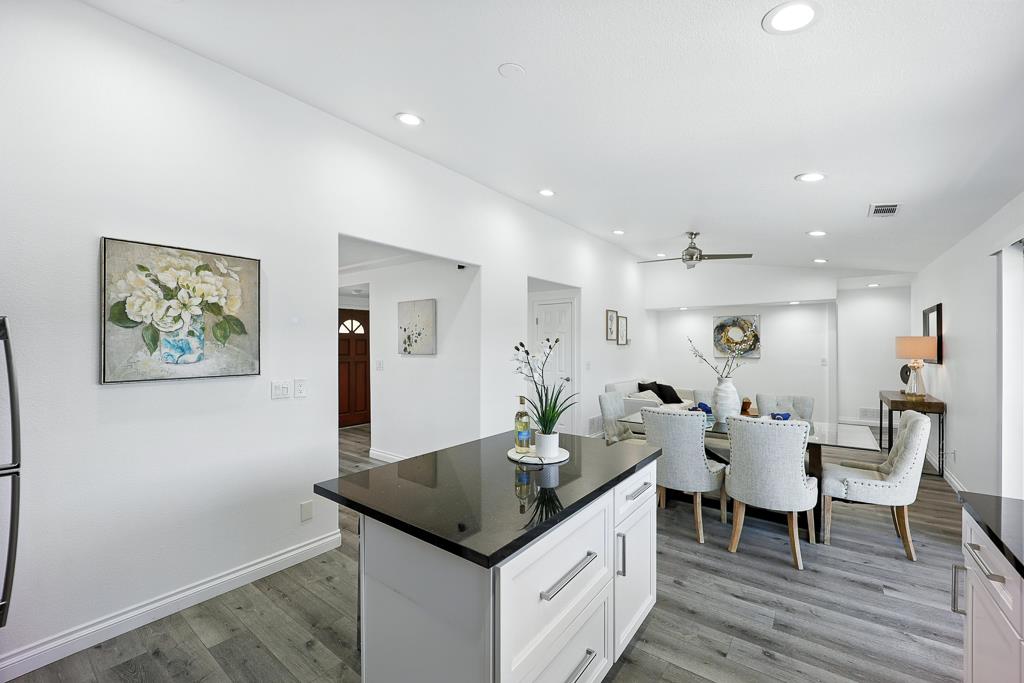 Detail Gallery Image 12 of 60 For 5953 Bellflower Dr, Newark,  CA 94560 - 4 Beds | 2 Baths