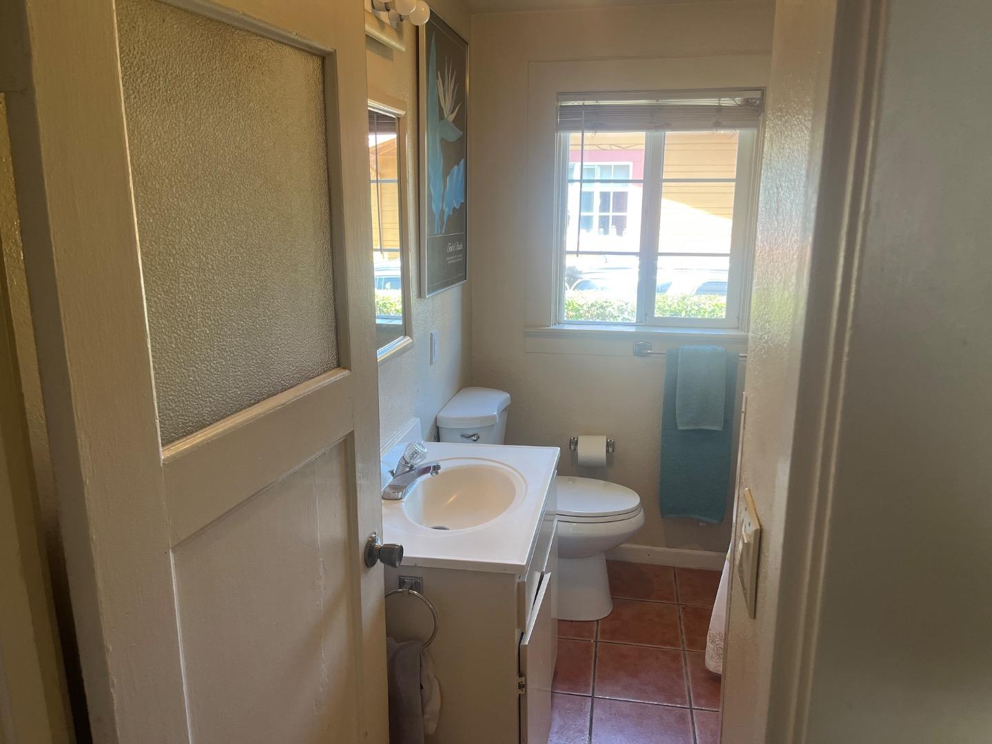 Detail Gallery Image 21 of 27 For 105 Palm Ave, Watsonville,  CA 95076 - 3 Beds | 1/1 Baths